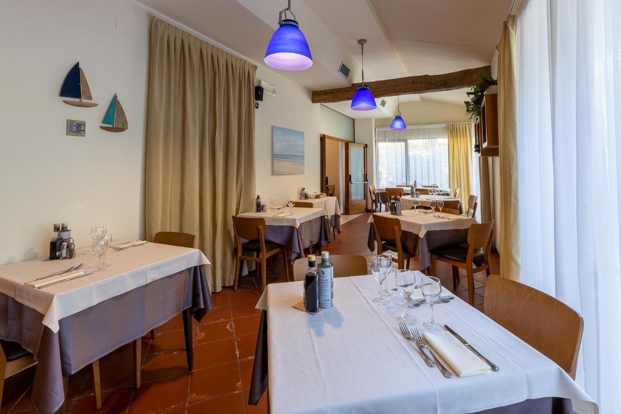 La Tavernetta Марина-Ромеа Экстерьер фото